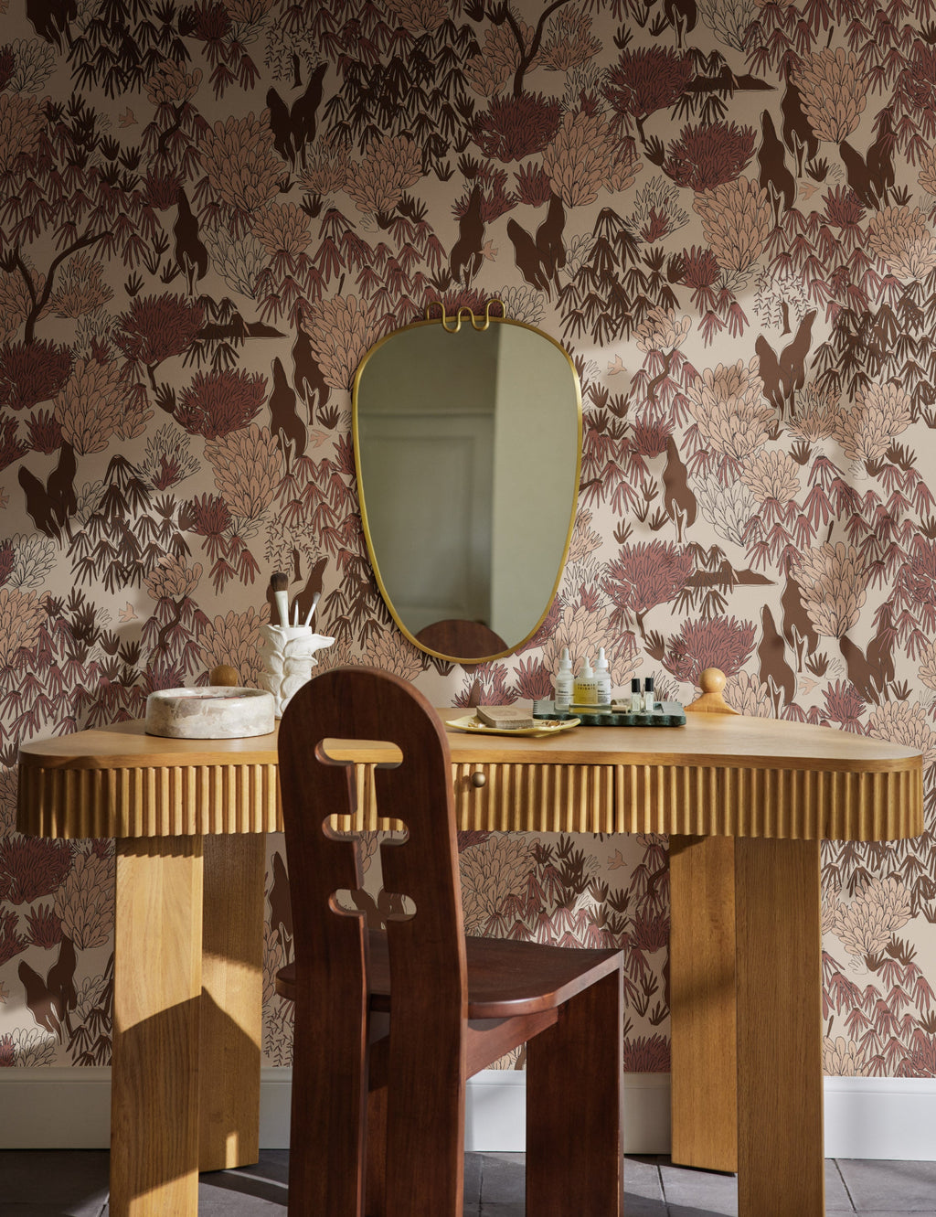 Ribbon Shield Mirror