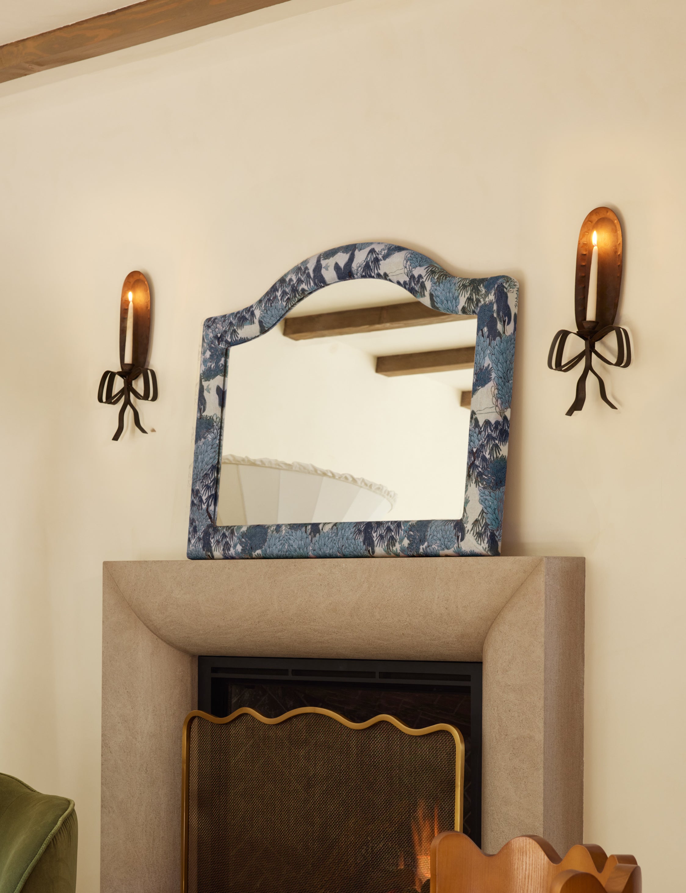 Ribbon Candle Sconce