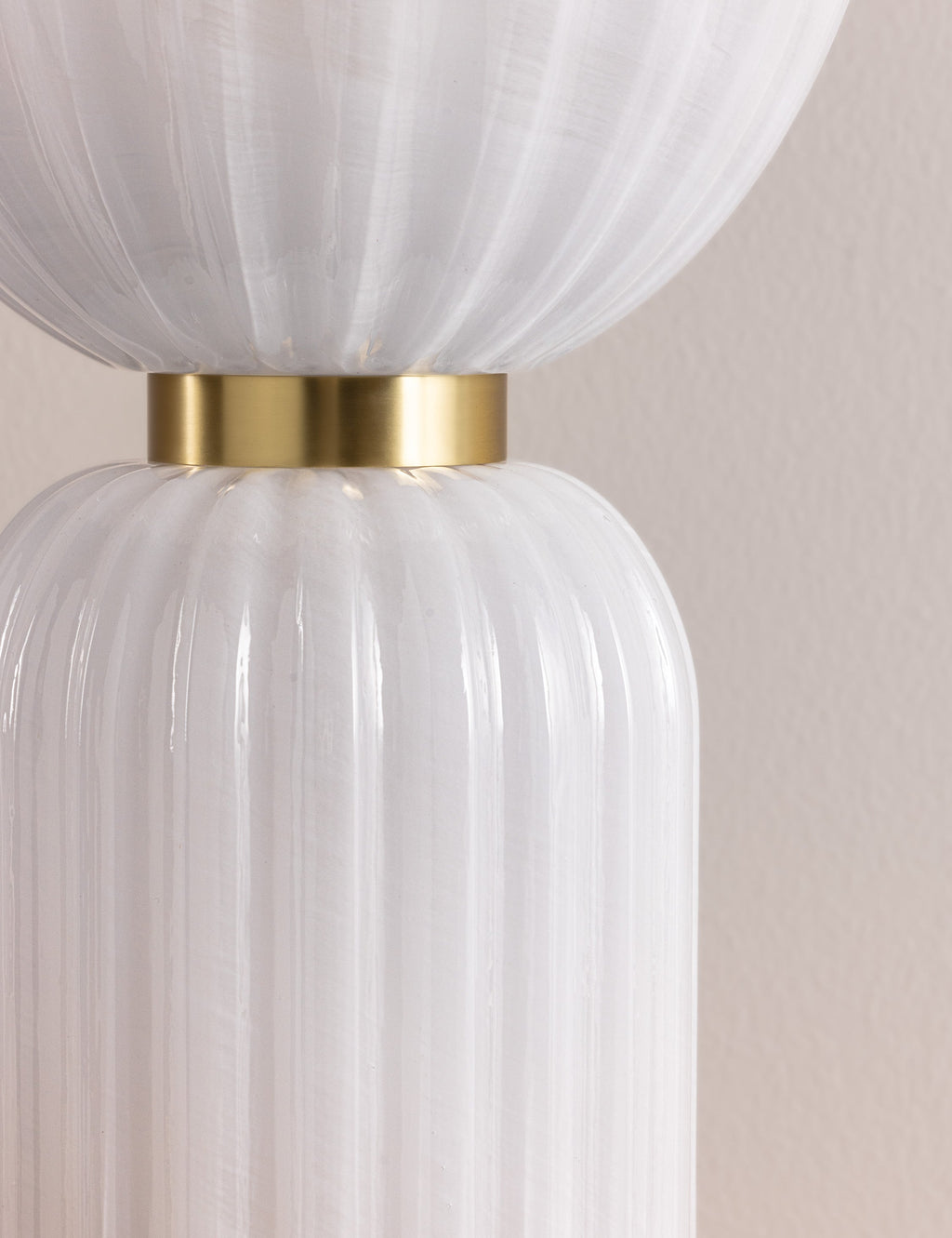 Sopra Table Lamp