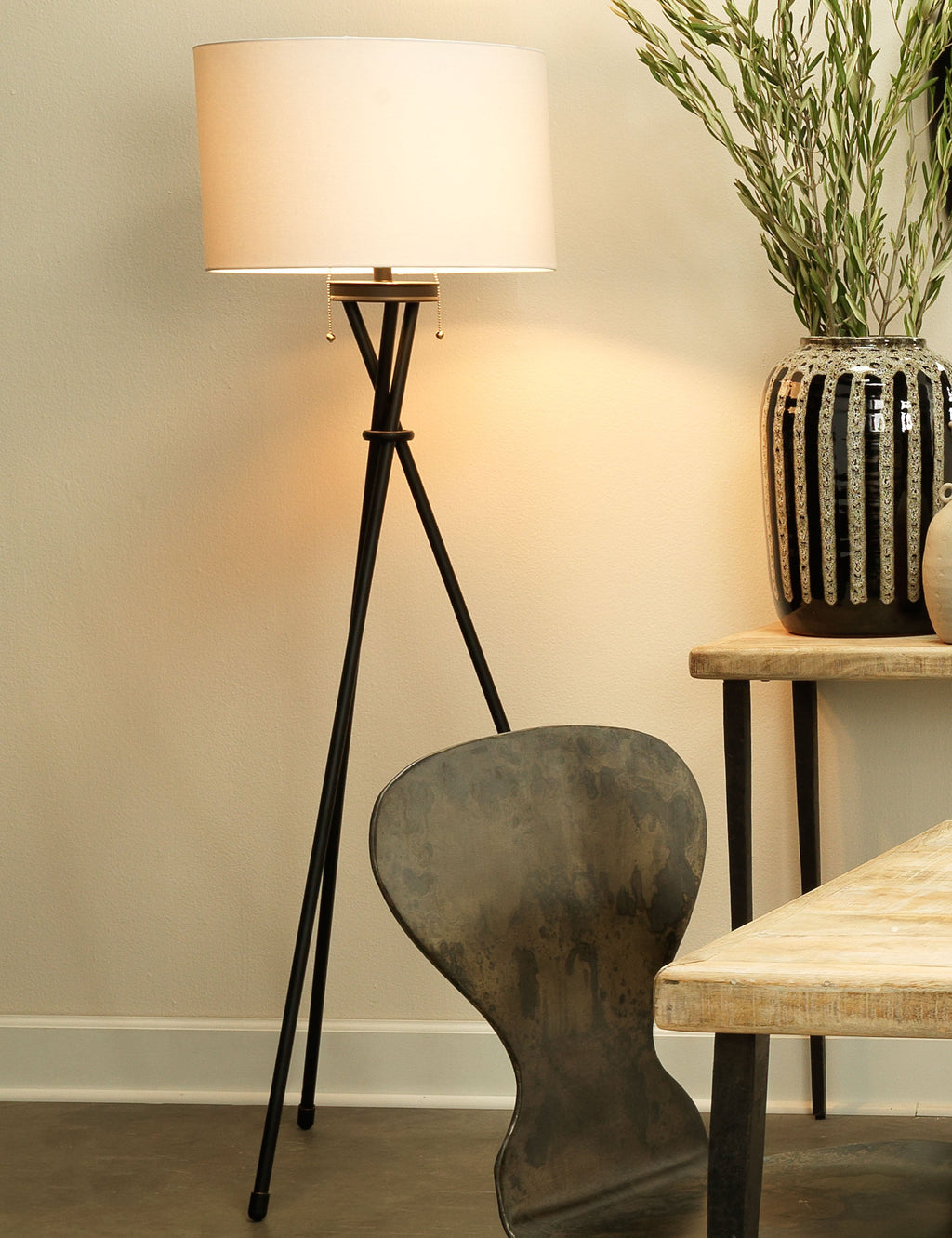 Waker Floor Lamp