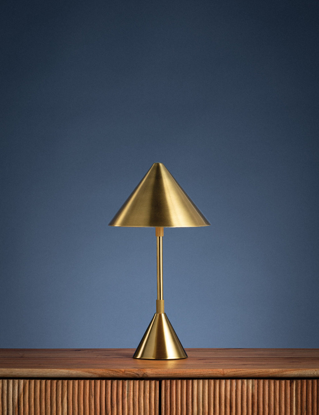 Brasseur Cordless Table Lamp