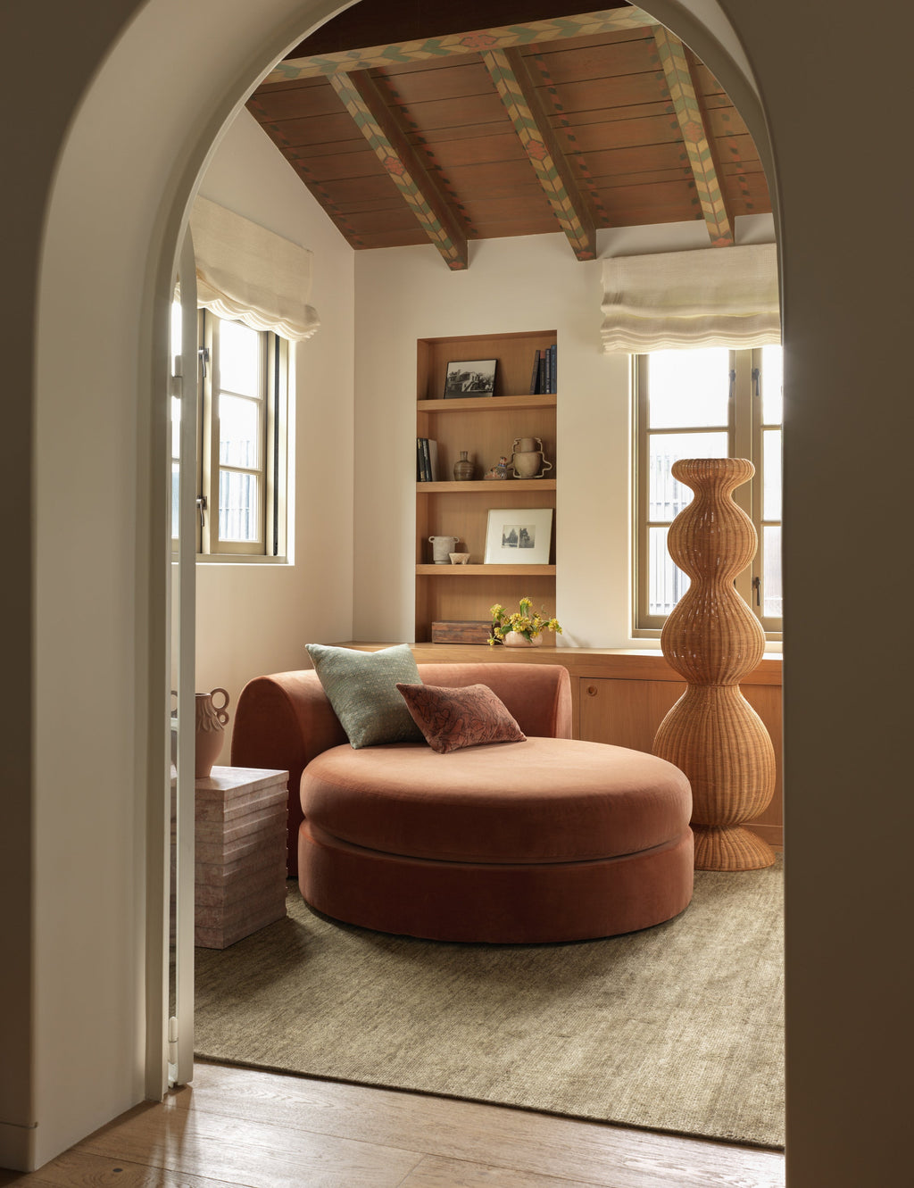 Buckley Media Lounger